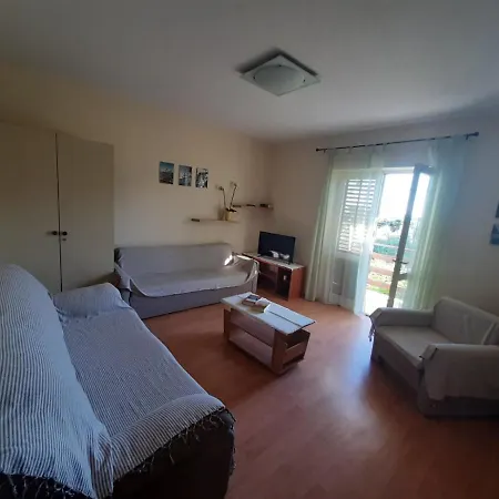 Spanjol Anka Apartment Rab Town