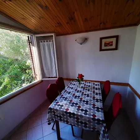 Spanjol Anka Apartment Rab Town